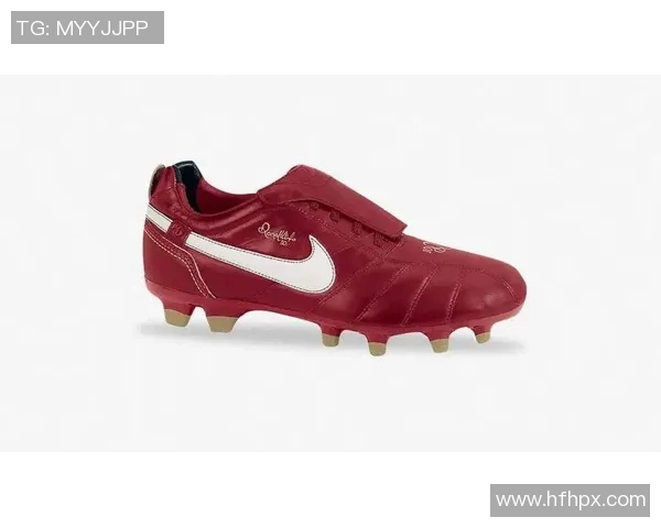 足球球星脚下的秘密武器各大品牌鞋款背后的故事与选择分析 足球球星脚下的秘密武器各大品牌鞋款背后的故事与选择分析