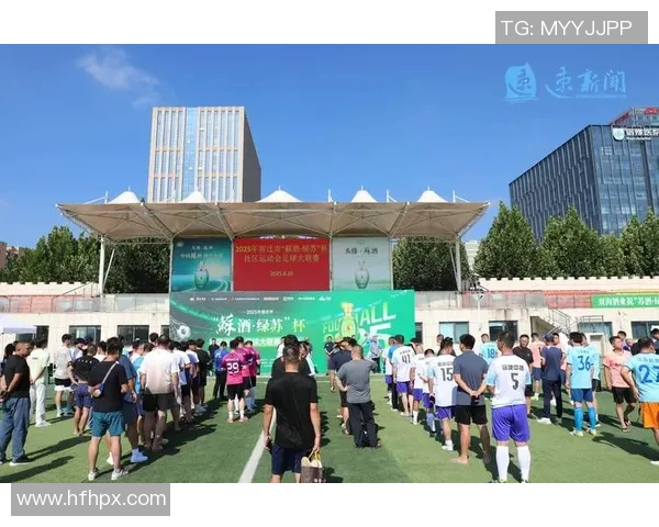 仿真球星携手绿茵赛场畅享智慧足球新时代 仿真球星携手绿茵赛场畅享智慧足球新时代